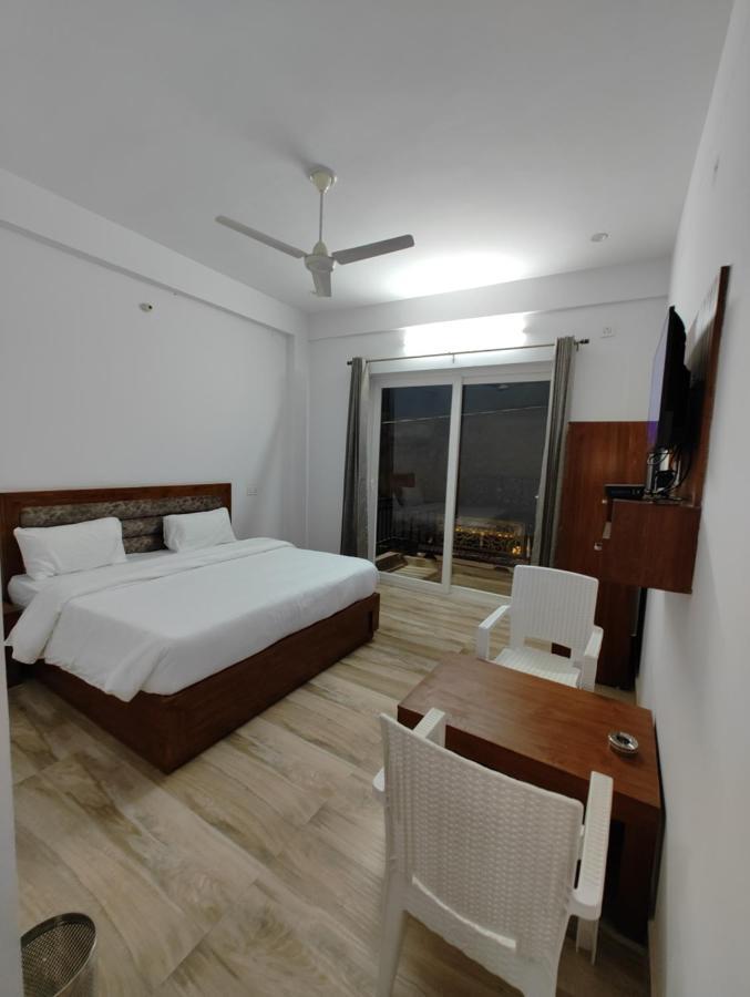 Hotel Anantam Residency Uttarkashi ภายนอก รูปภาพ