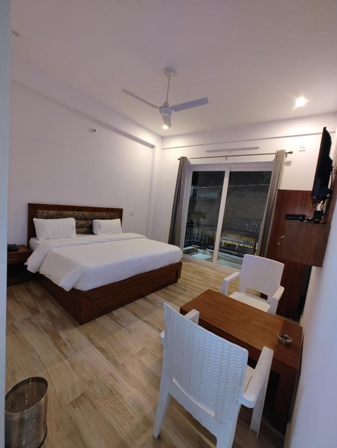 Hotel Anantam Residency Uttarkashi ภายนอก รูปภาพ
