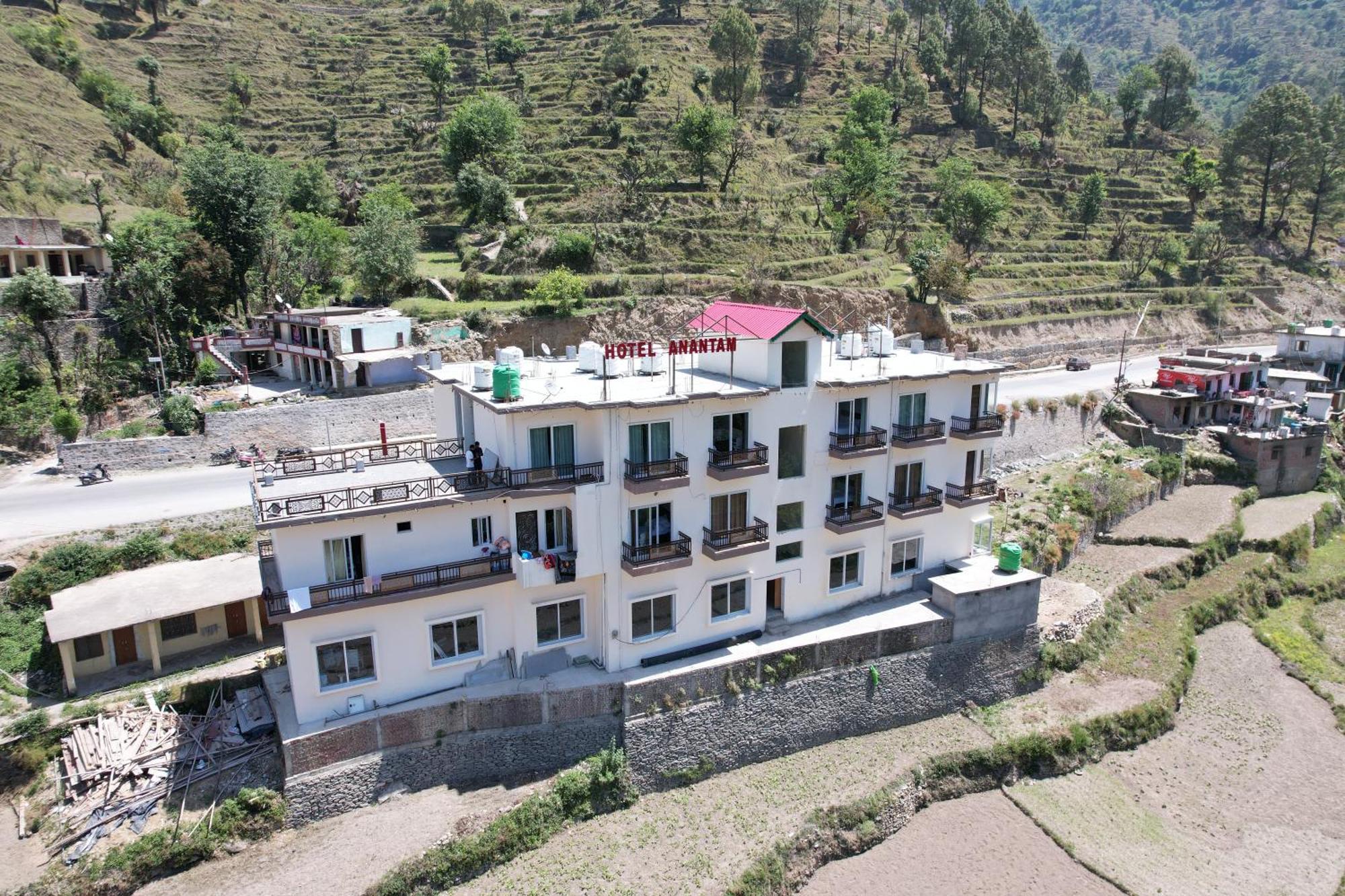 Hotel Anantam Residency Uttarkashi ภายนอก รูปภาพ
