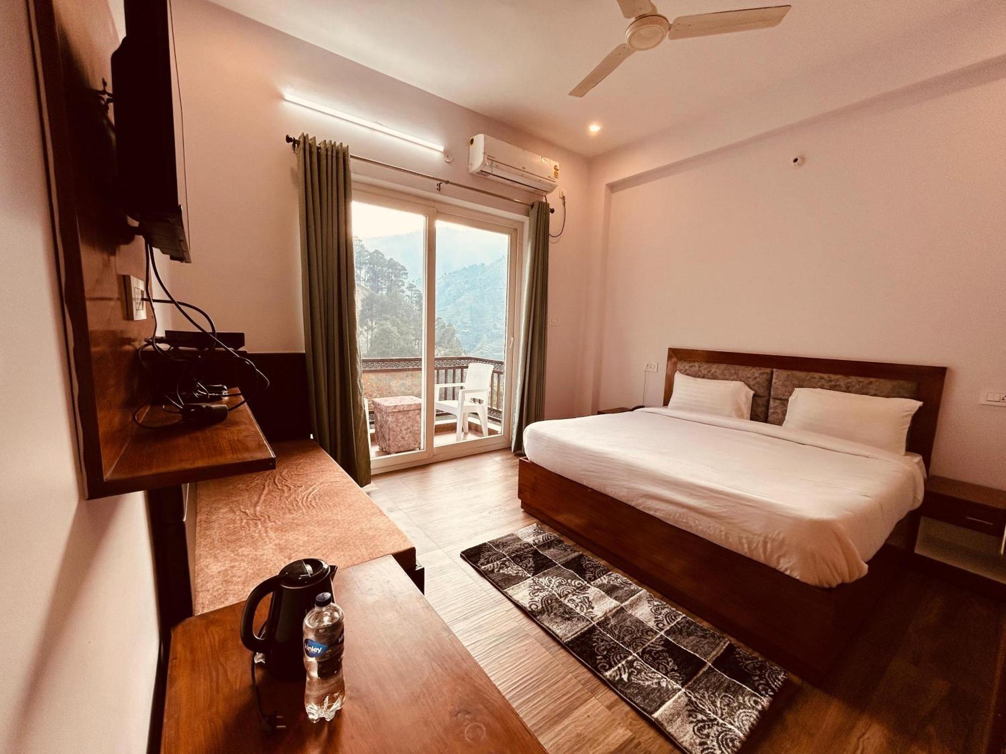 Hotel Anantam Residency Uttarkashi ภายนอก รูปภาพ